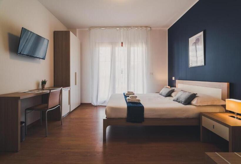 اتاق لوکس با چشمانداز شهر, Trip Room & Breakfast