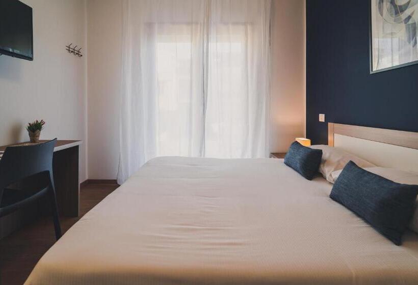 اتاق استاندارد, Trip Room & Breakfast