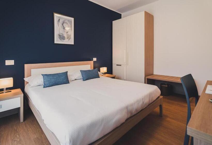 اتاق استاندارد, Trip Room & Breakfast