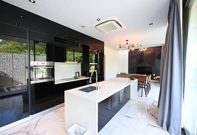 Вилла 3 Спальни с Бассейном, Glam Habitat   Sha Extra Plus
