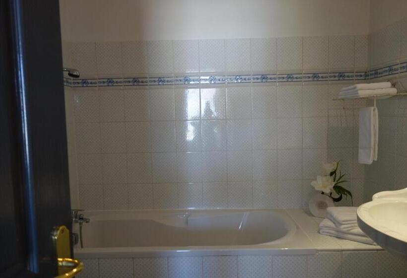 Номер Стандарт Вид на Сад, Hôtel Côté Jardin