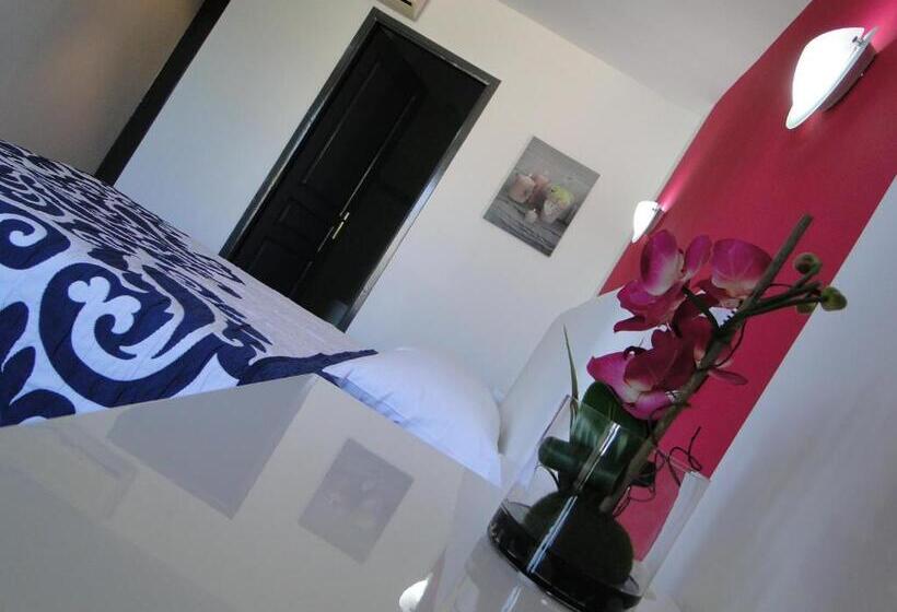 ガーデンビュースタンダードルーム, Hôtel Côté Jardin