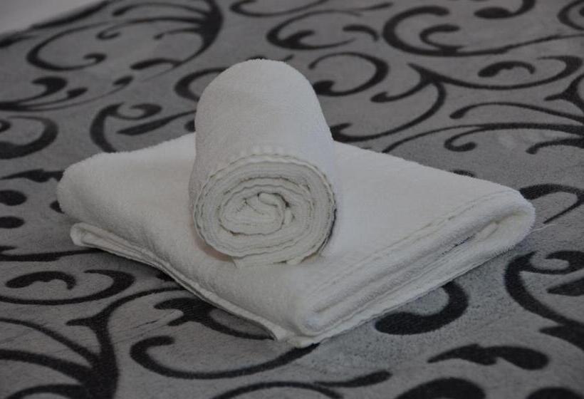 标准房带园景, Liberty