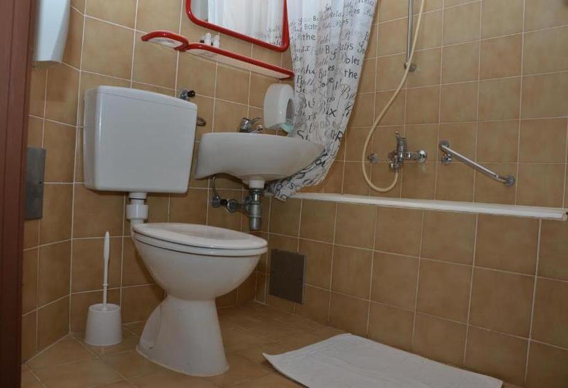 Standard Connecting Room Sea View, Liberty