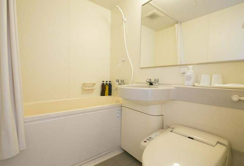 חדר סטנדרט יחיד, Nanvan Yaizu