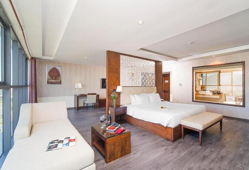 سوئیت با تخت بزرگ, Luxtery Hotel & Spa