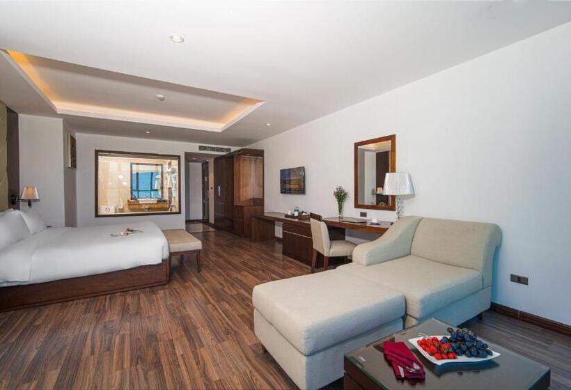 سوییت, Luxtery Hotel & Spa