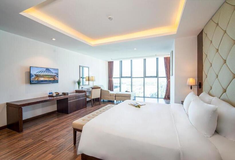 سوییت, Luxtery Hotel & Spa