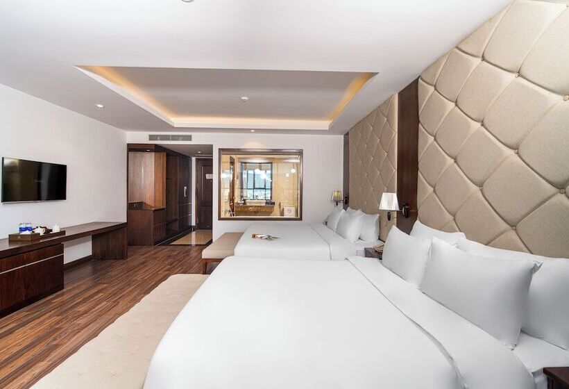 اتاق خانوادگی, Luxtery Hotel & Spa