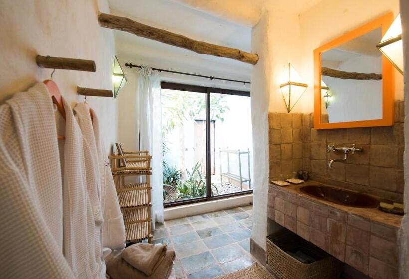 סוויטת ג'וניור, Dar Al Hossoun