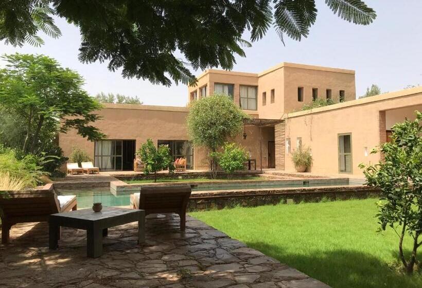 וילה בת חדר שינה 1, Dar Al Hossoun