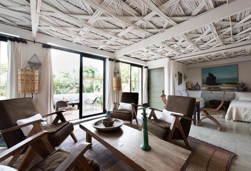 סוויטה דלוקס, Dar Al Hossoun