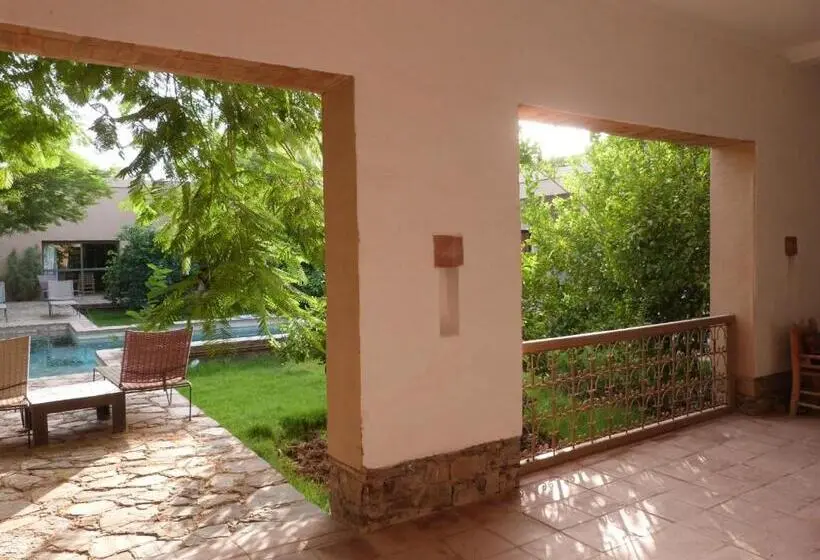 Villa 1 Makuuhuone, Dar Al Hossoun