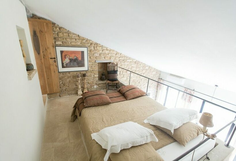 デラックスルーム, Domaine Les Roullets