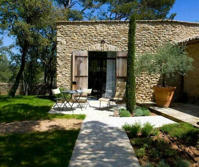 デラックスルーム, Domaine Les Roullets