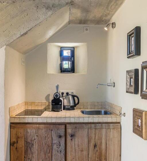 デラックスルーム, Domaine Les Roullets