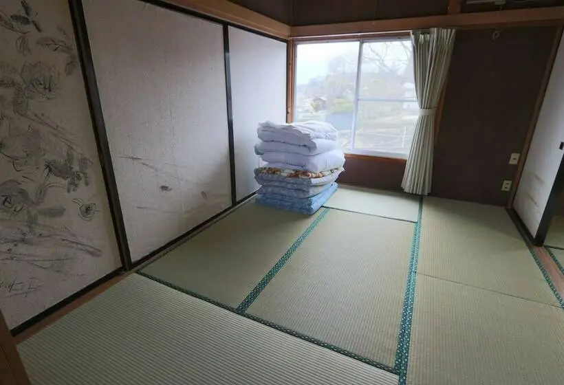 ルームシェアのワンベッド, Deerhorn   Hostel