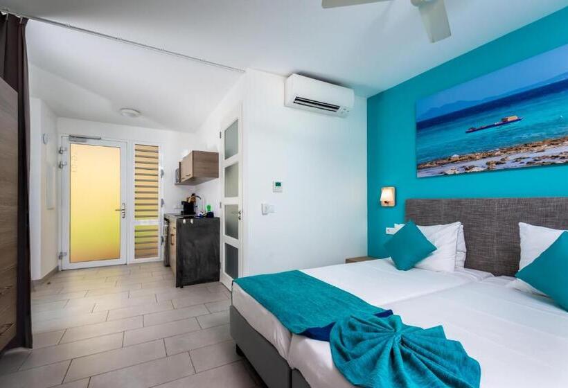 استودیوی لوکس, Delfins Beach Resort