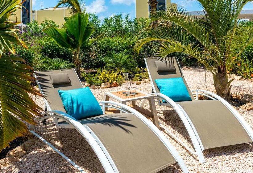 ویلای یک اتاق خوابه با استخر شنا, Delfins Beach Resort