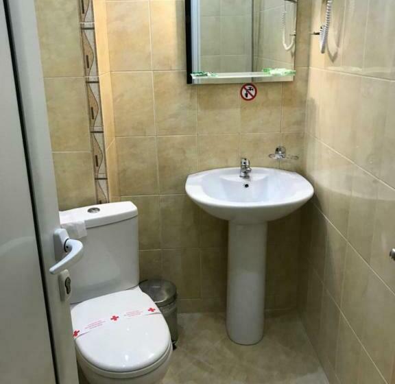 غرفة قياسية مزوَّدة بشُرفة, Body M