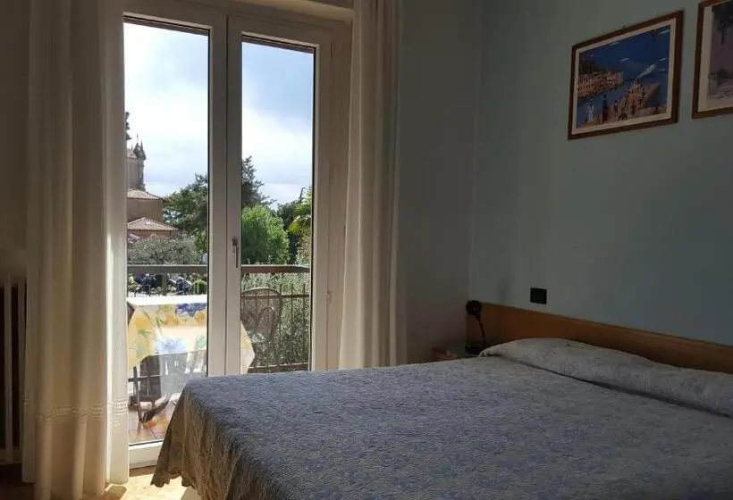 Standard Yhden Hengen Huone, Firenze