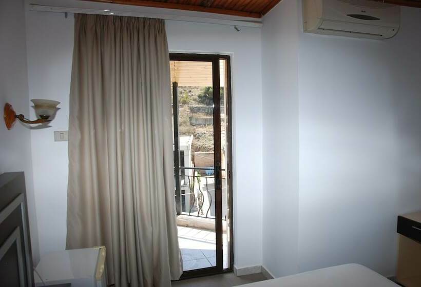 غرفة قياسية, Freskia