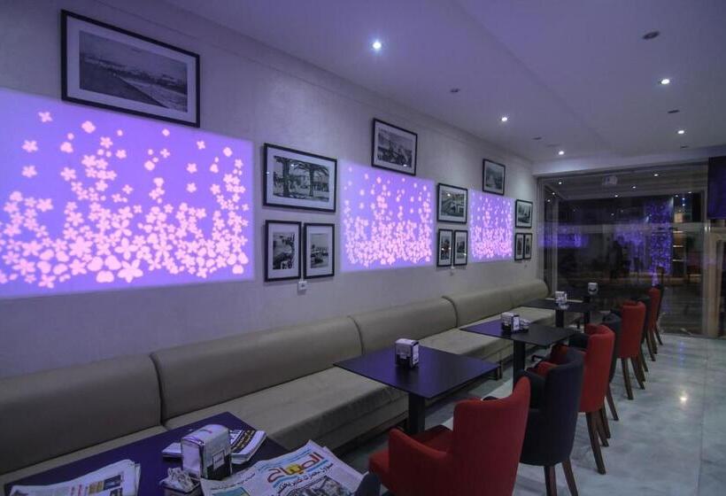 주니어 스위트 발코니, Kenzo