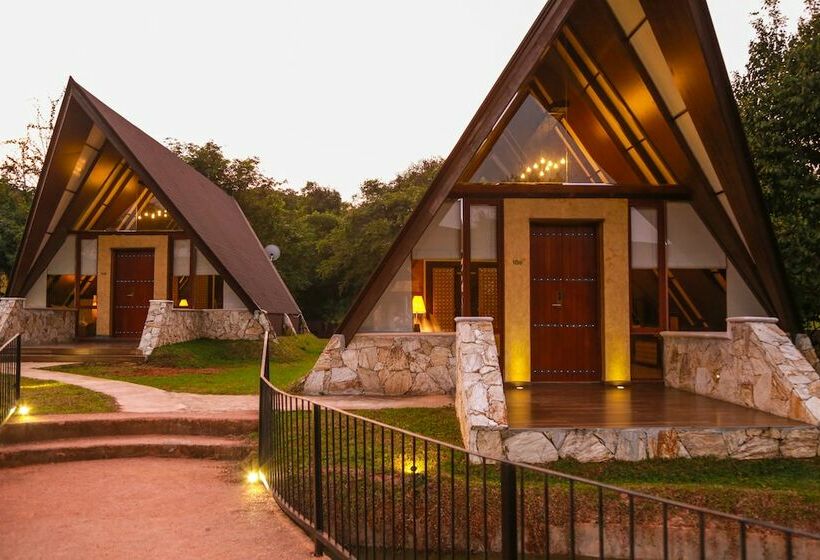 Шале Superior 1 Спальня, Liyya Water Villas