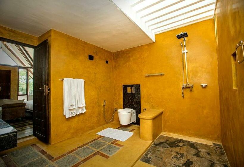 Шале Superior 1 Спальня, Liyya Water Villas