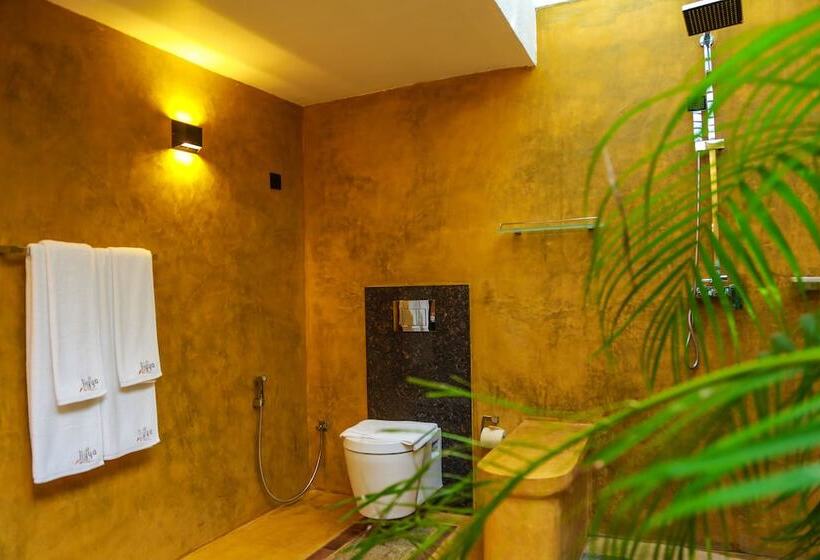 Шале Superior 1 Спальня, Liyya Water Villas