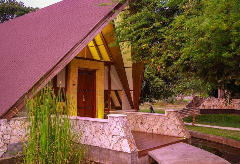 Шале Superior 1 Спальня, Liyya Water Villas