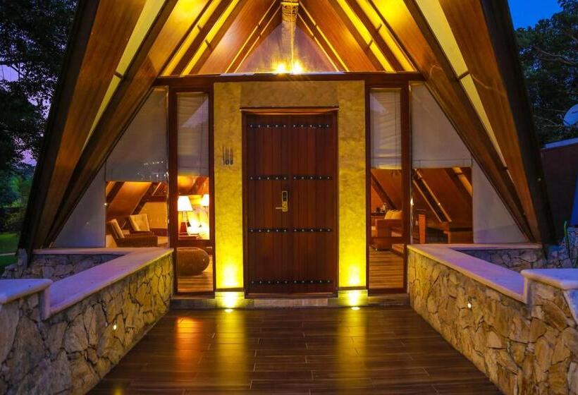 Шале Superior 1 Спальня, Liyya Water Villas