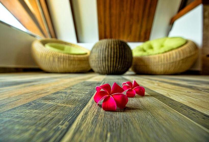 Шале Superior 1 Спальня, Liyya Water Villas