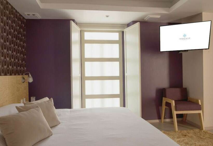 جناح جونيور, Santosi