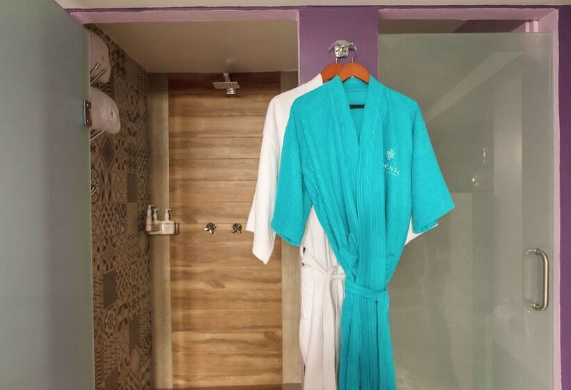 جناح جونيور, Santosi