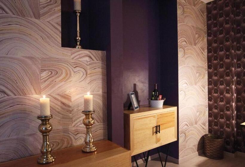 جناح جونيور, Santosi