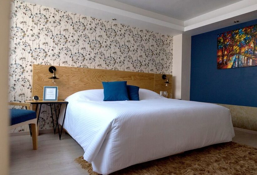 جناح جونيور, Santosi