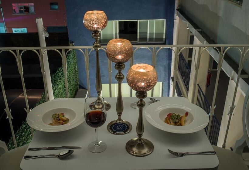 جناح عائلي, Santosi