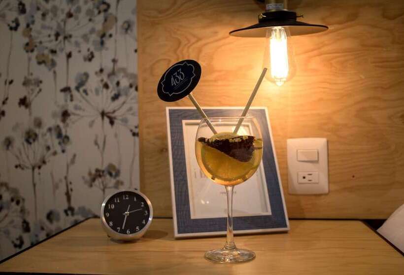 جناح جونيور, Santosi