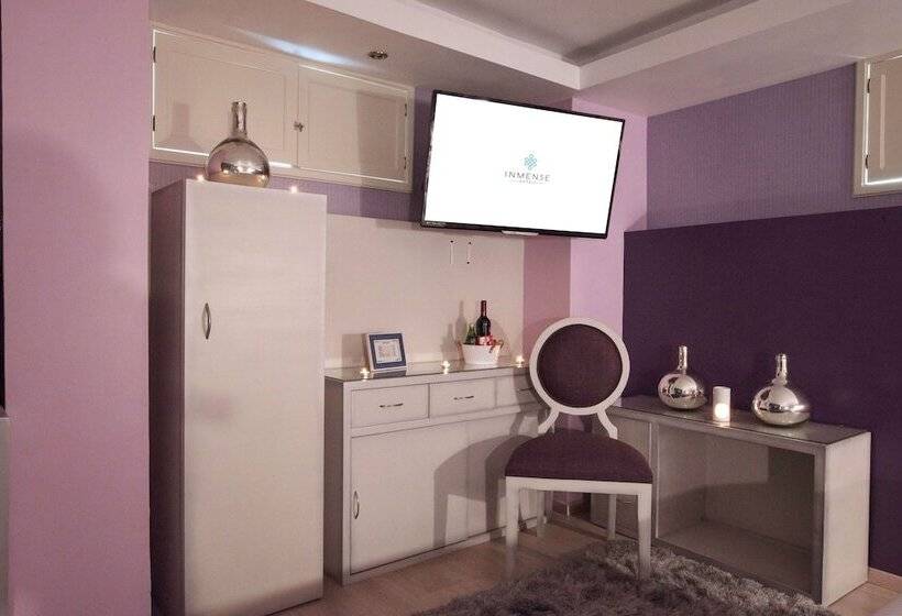 جناح جونيور, Santosi