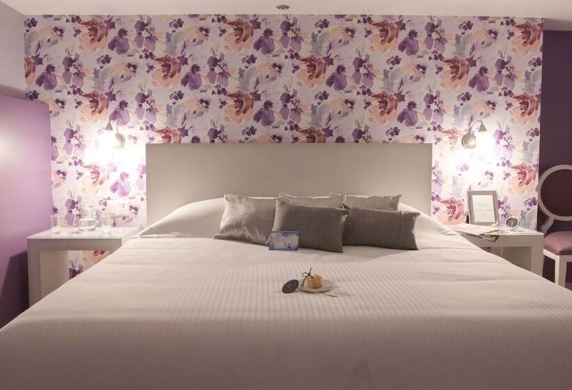 جناح جونيور, Santosi