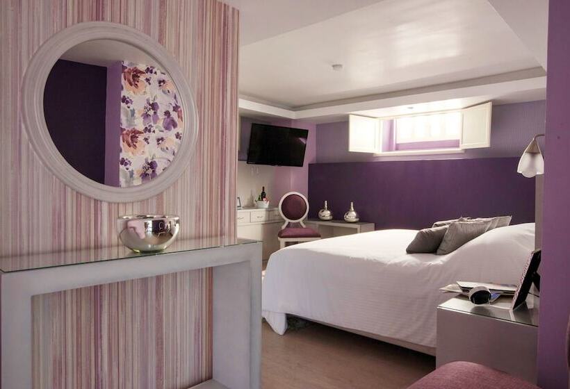 جناح جونيور, Santosi