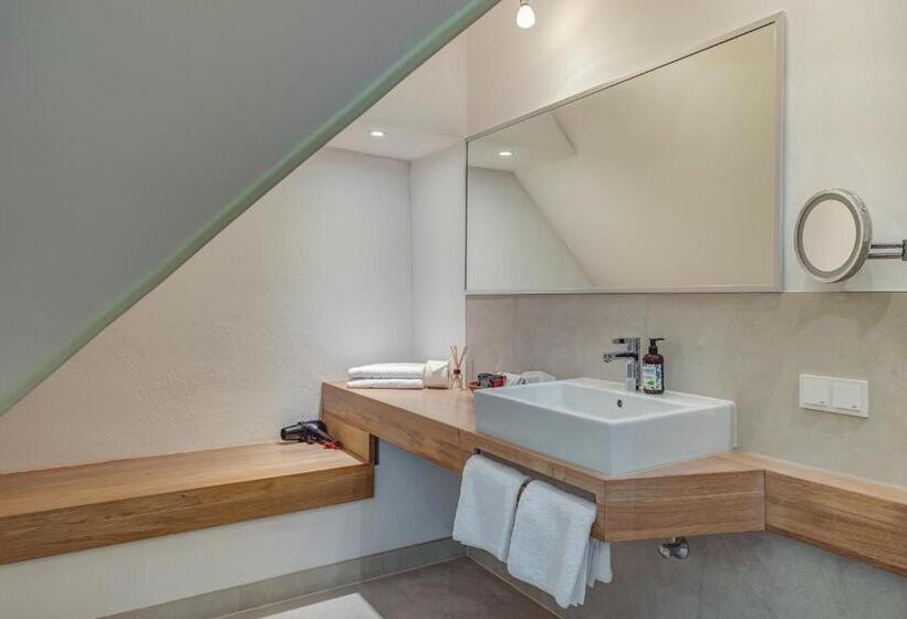 اتاق استاندارد, Landhotel Diana