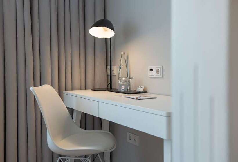 سوییت سوپریور, Landhotel Diana