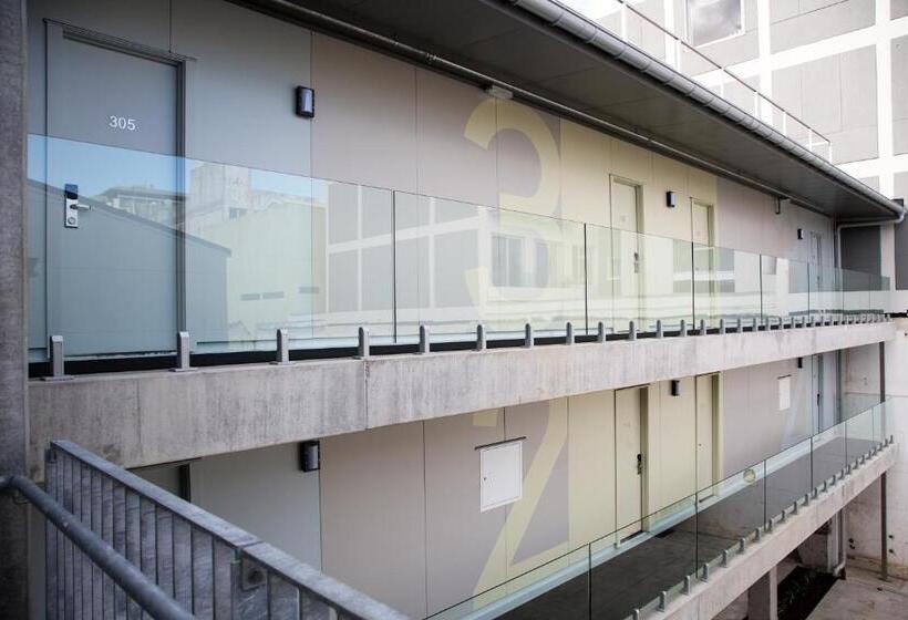 استودیوی استاندارد, The Metrotel