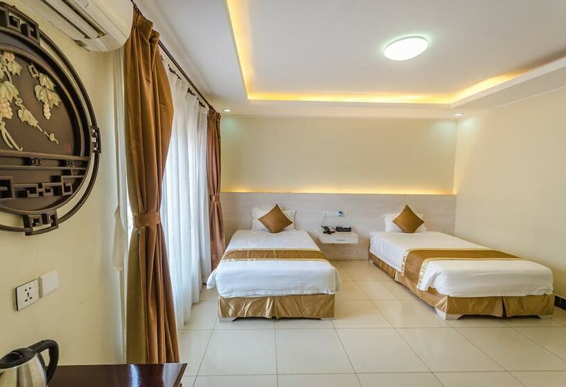 Standard Room, Nanjing Restaurant & Motel