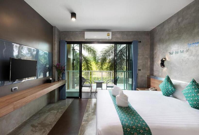 带泳池观景的豪华房, Nap Krabi Hotel   Sha Extra Plus