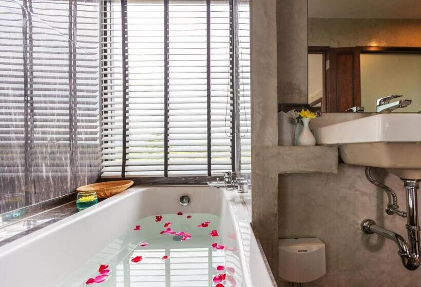 جناح مزوَّد بشرفة, Nap Krabi Hotel   Sha Extra Plus