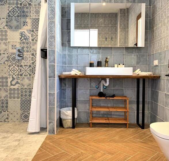 테라스 스위트, El Amparo