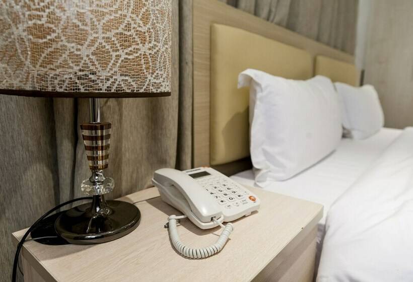 수피리어 룸, Central Boutique